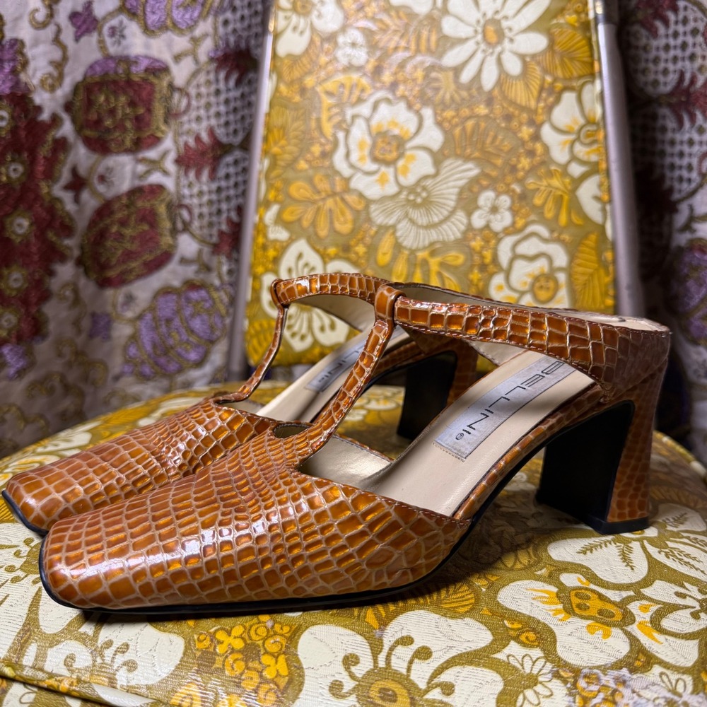 VTG Bellini Gold Crocodile Embossed Leather T Strap Square Toe Block Heel Size 6